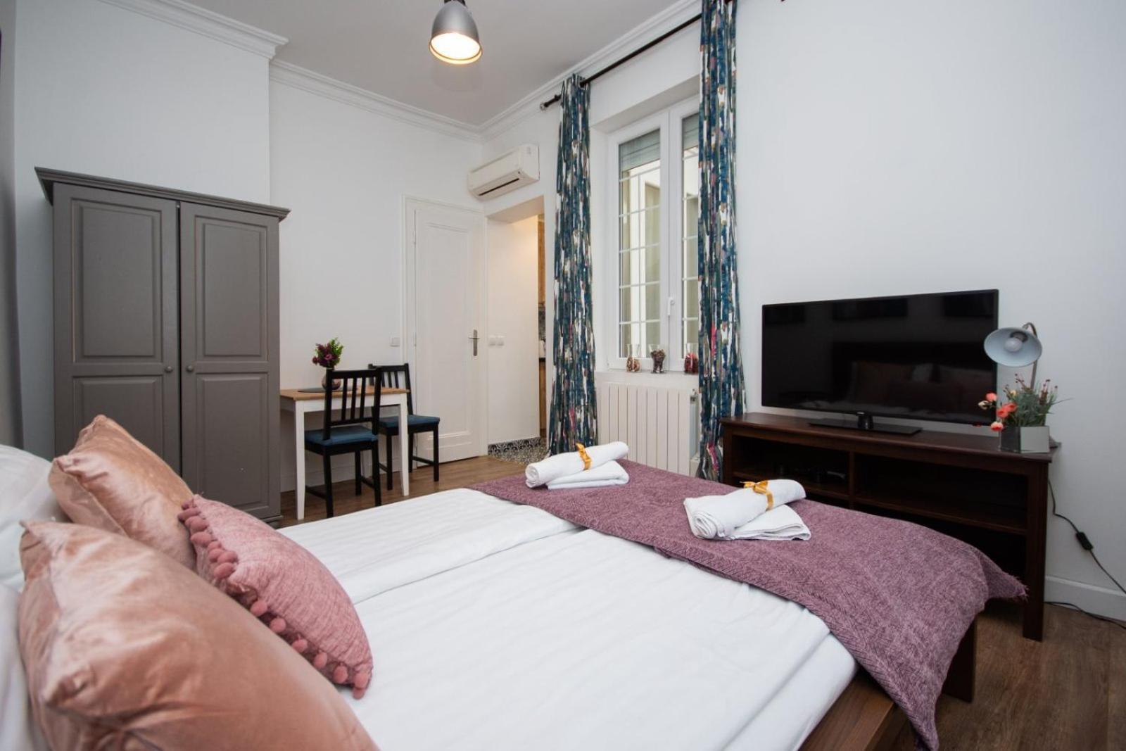 Downtown Star Apartment Belgrade Room photo