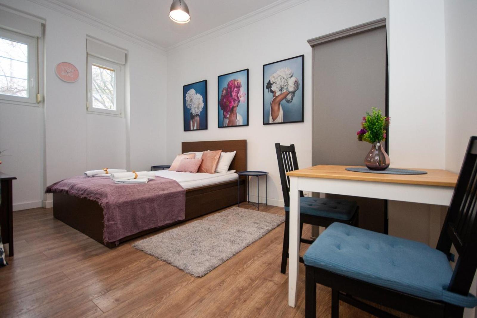 Downtown Star Apartment Belgrade Room photo